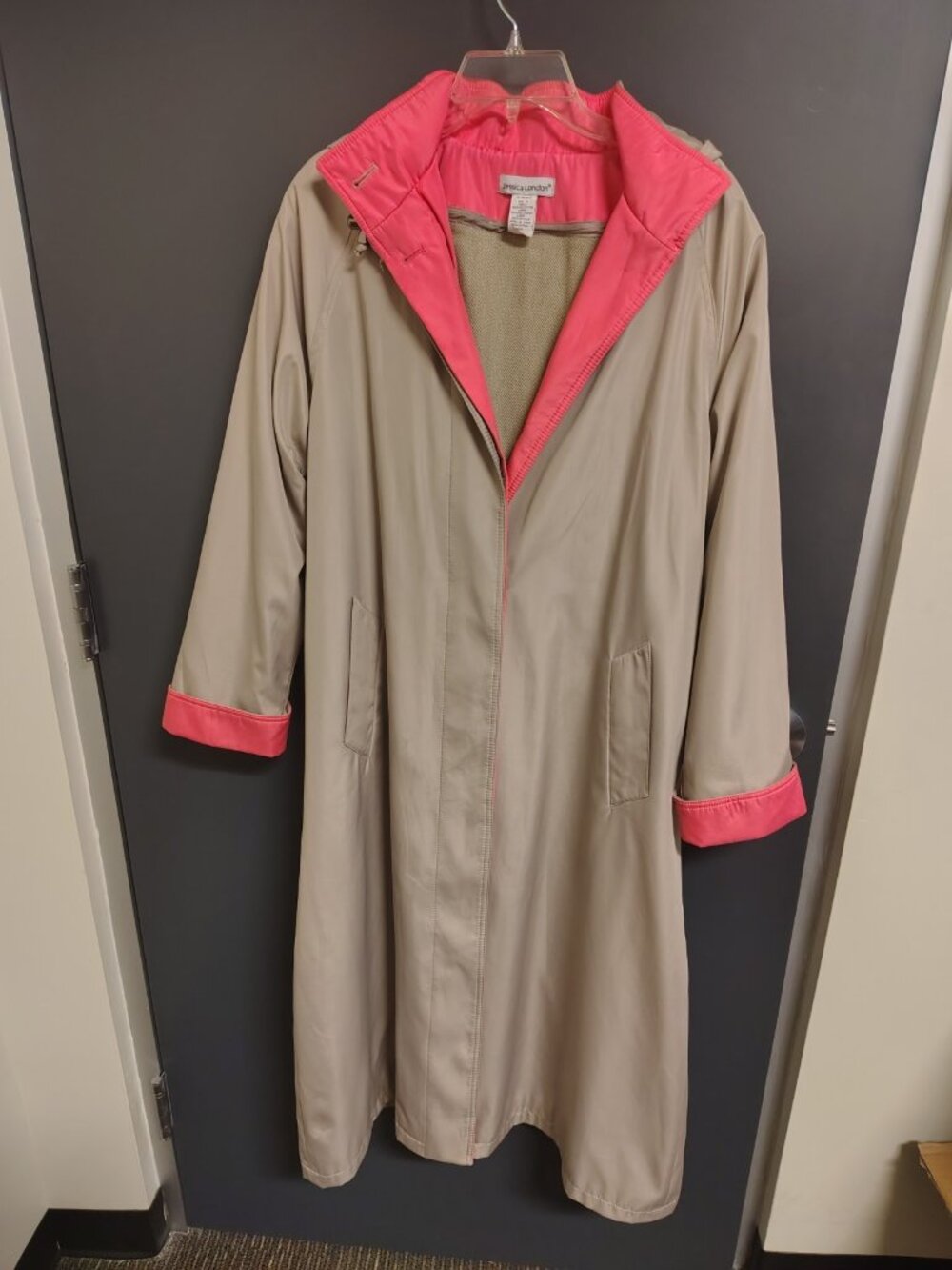 Jessica London Women’s Size 12 Beige Pink Hooded Raincoat Contrast Trim